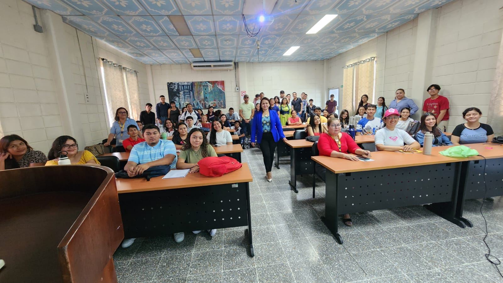 Charla de LSN en un aula universitaria